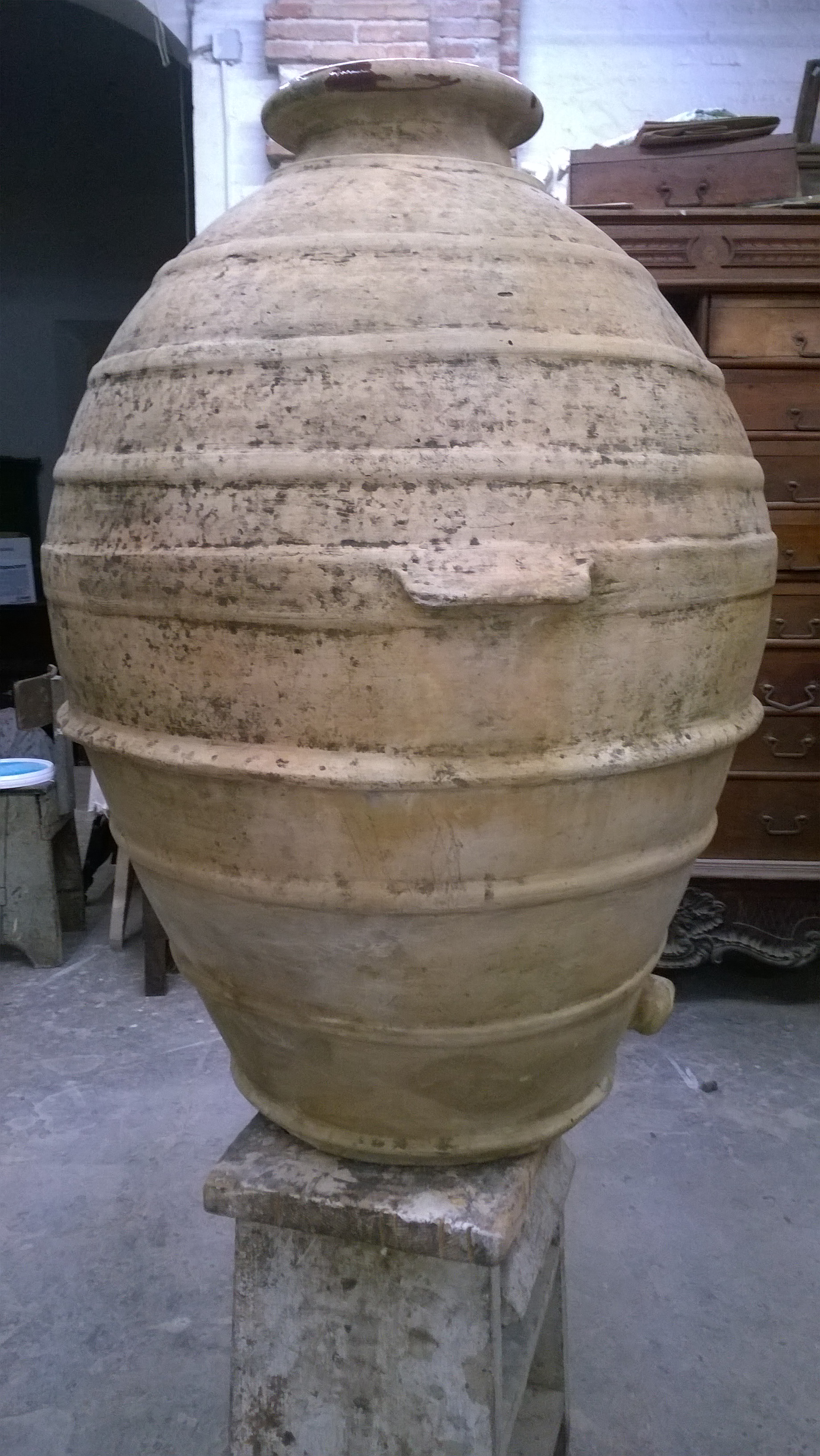 Restauro ceramica grossa giara, Andrea Ippoliti, arte, restauro ...
